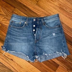 Levi’s wedge shorts